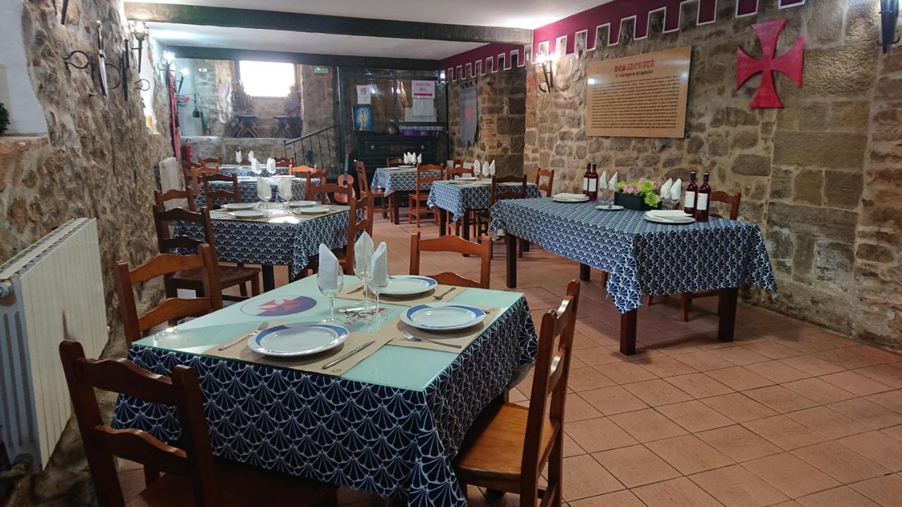La Pata De Oca Hostal Rural Y Albergue Torres del Rio Bagian luar foto